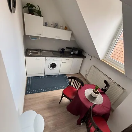 Bright Studio-flat Near Station - Апартаменты Байройт
