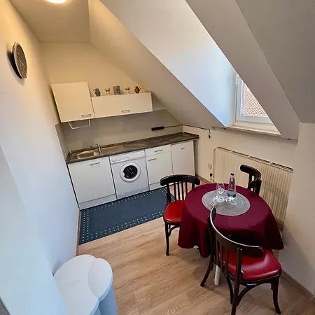 Апартаменты Bright Studio-flat Near Station - Байройт